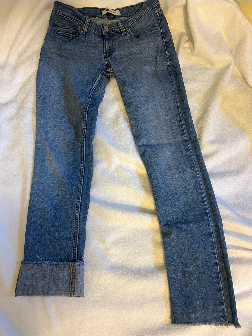 Levi's Women's Skinny Jeans in Medium Blue Wash
